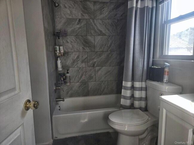 Building Photo - 21 Wyant Ave