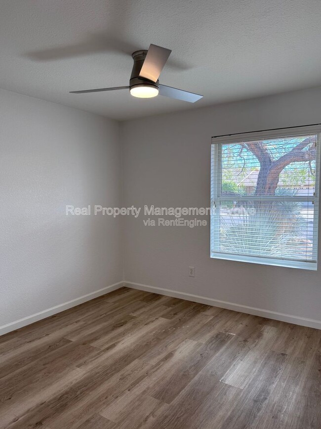 Building Photo - 4428 E Joan De Arc Ave