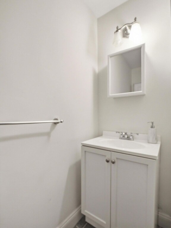 Building Photo - 25 Stock St