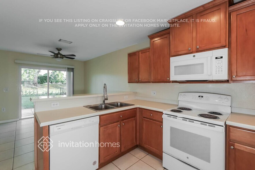 Building Photo - 7029 Chatum Light Run