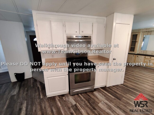 Building Photo - 3 Bedroom Home in Lake Elsinore