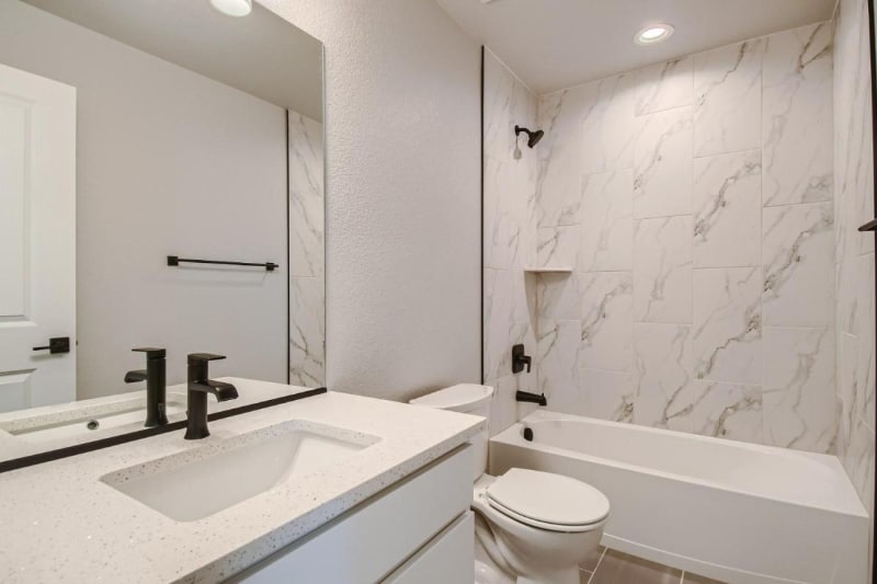 Building Photo - 2620 Brookstone Dr