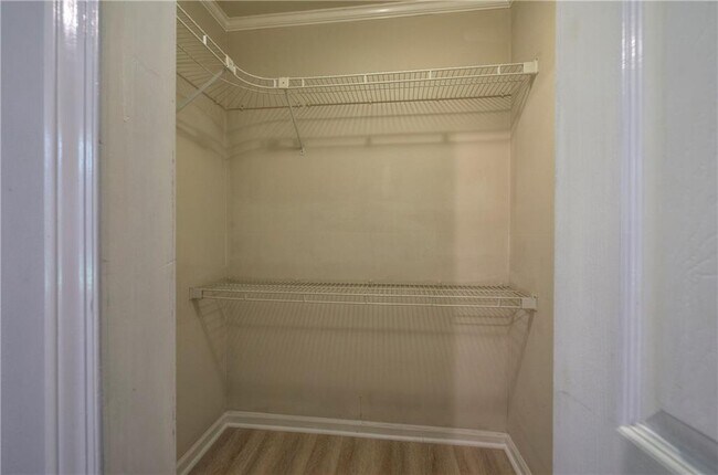 Building Photo - 447 Floyd St SE