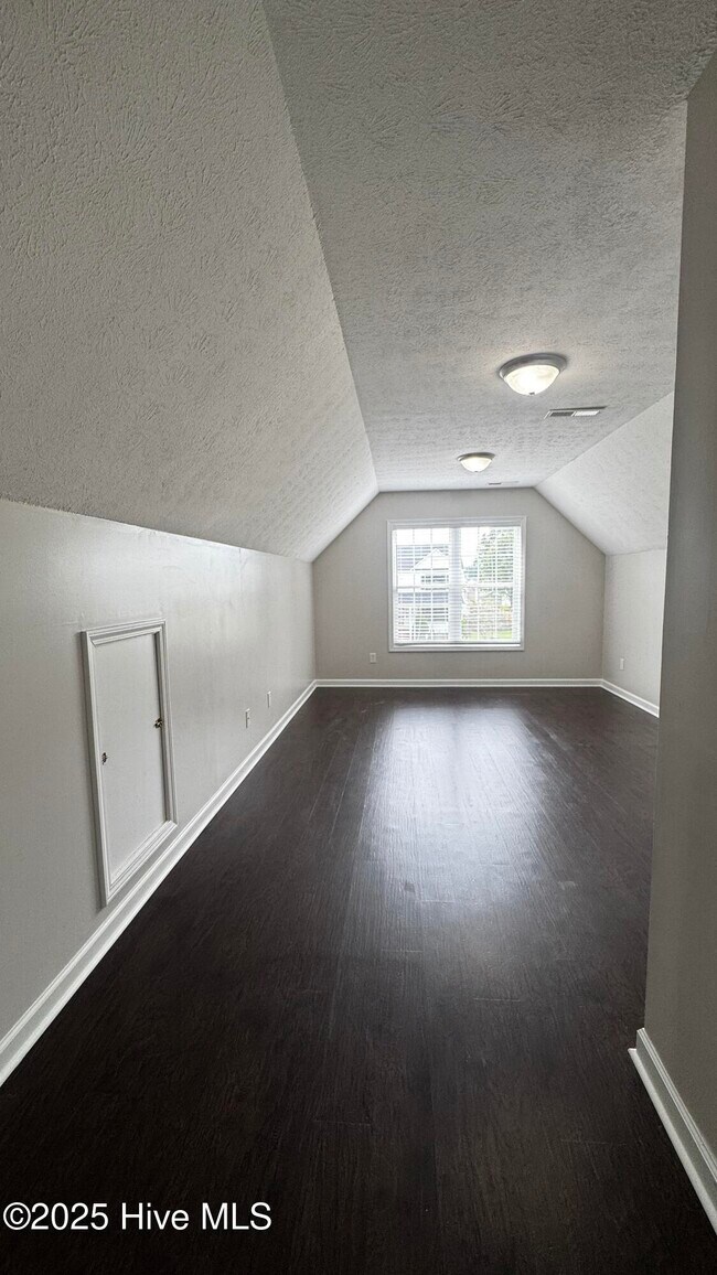 Building Photo - 232 Newport Drive