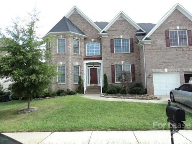 AVAILABLE AUGUST 23. Spacious 5BR Home in... - AVAILABLE AUGUST 23.  Spacious 5BR Home in...