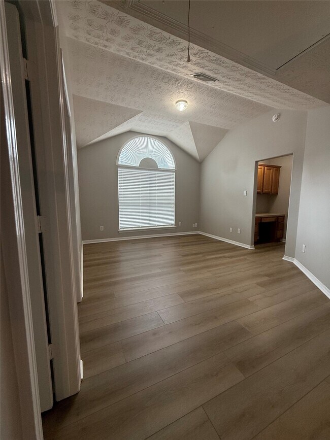 Building Photo - 5726 Rocky Trail Dr