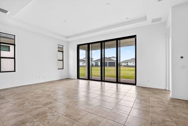 Building Photo - 11344 SW Pietra Wy