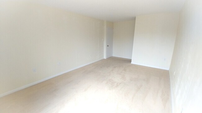 Building Photo - 6711 Park Heights Ave