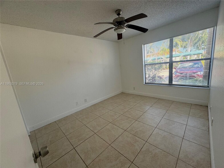 Building Photo - 1461 Windorah Way