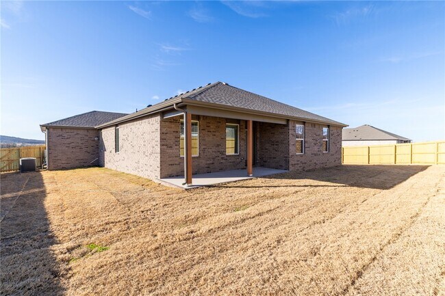 Building Photo - 581 Crystal Drive