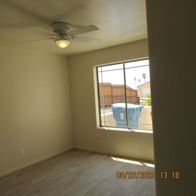 Building Photo - 646 Roamer Ln