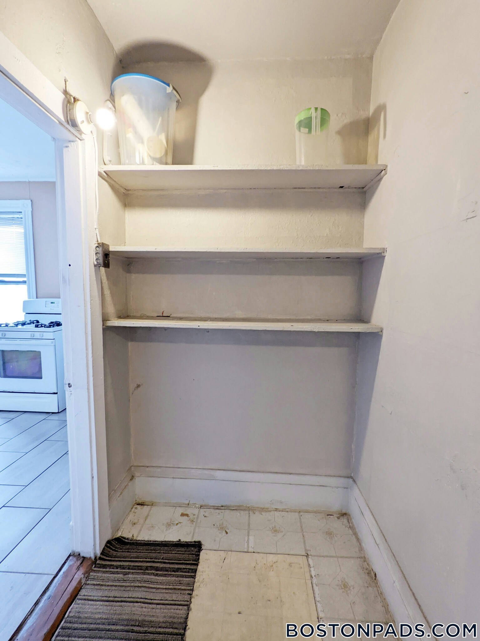 Building Photo - 62 Empire St