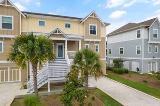 Building Photo - 6609 Carlinga Dr