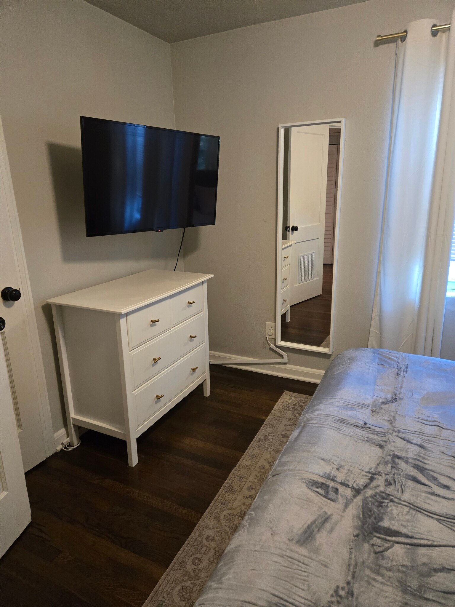 Building Photo - 3520 Post St