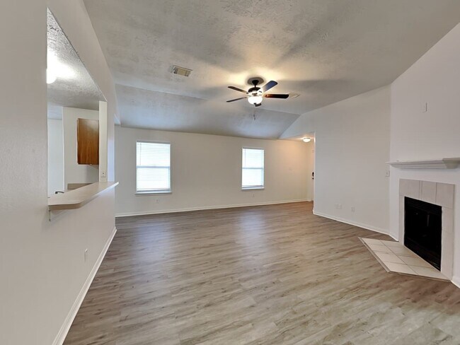 Building Photo - 931 Redcrest Springs Ct