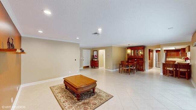 Building Photo - 488 Forestview Dr