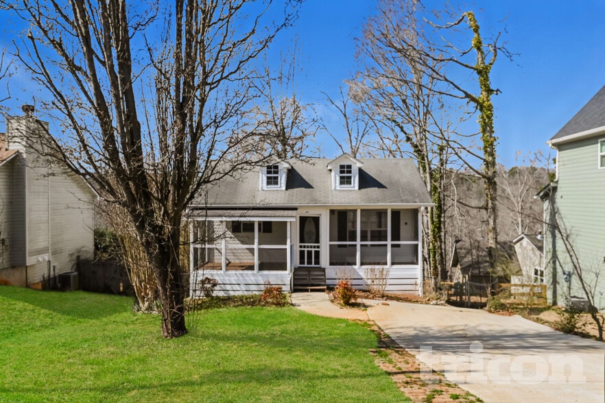 Building Photo - 6450 Bonanza Trail