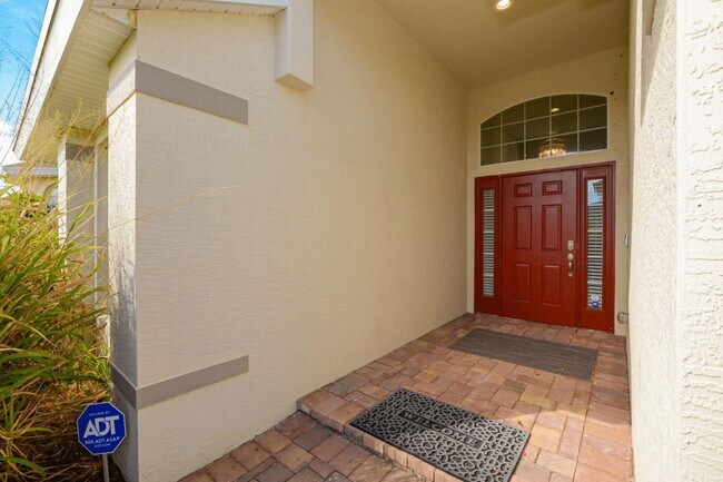 Building Photo - 9756 Palm Breezes Dr