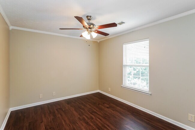 Building Photo - 134 Homestead Pl