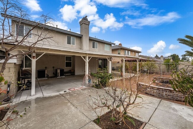 Building Photo - 14964 Pepperdine Dr
