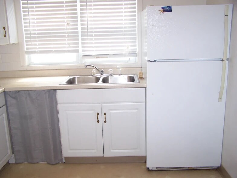 Building Photo - 93 Lovering Ave