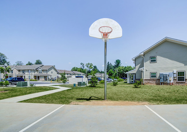 Building Photo - Dawn Ridge