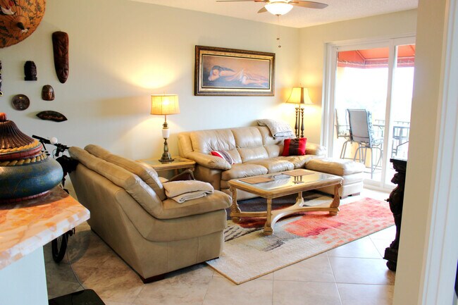 Building Photo - 1000 Scotia Dr