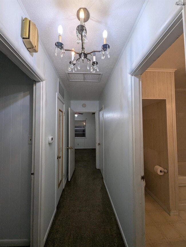 Building Photo - 1706 Katherine Dr