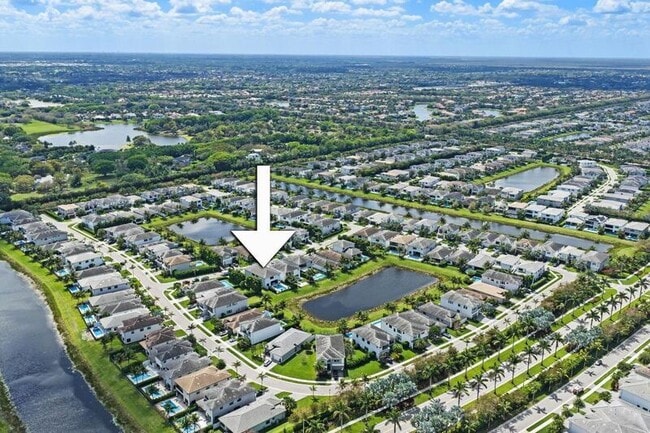 Building Photo - 8599 Tower Bridge Ct