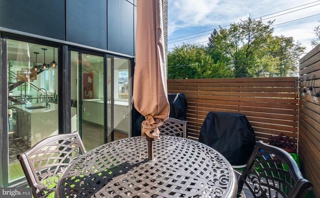 Building Photo - 1500 N Hancock St