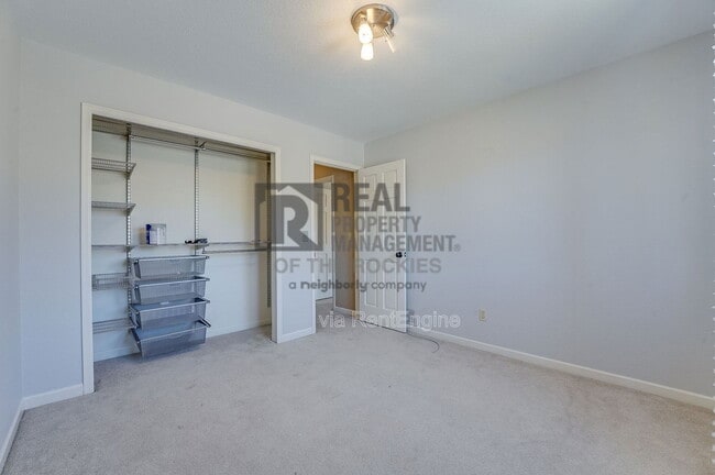 Building Photo - 5106 Saffron Ct