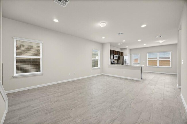Building Photo - 1121 La Conterra Blvd