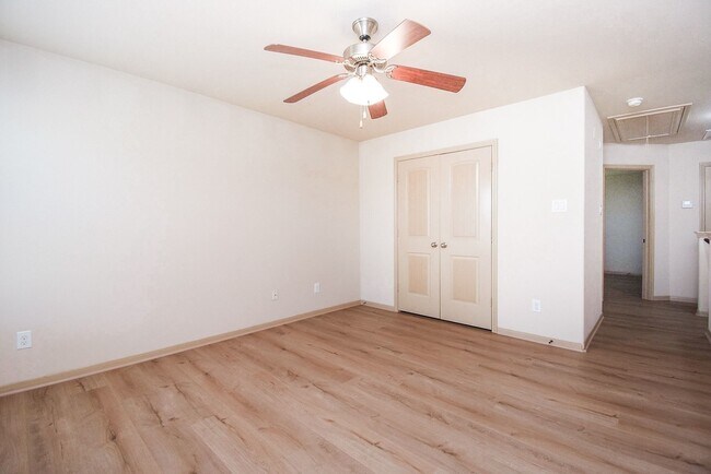 Building Photo - 2106 Harmon Crest Ct