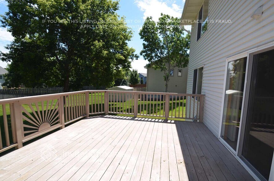 Building Photo - 16128 Harmony Path