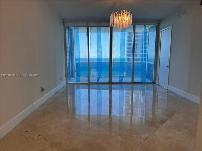 Building Photo - 18101 Collins Ave
