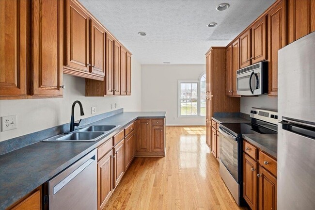 Building Photo - 3043 Diamond Spring Ln