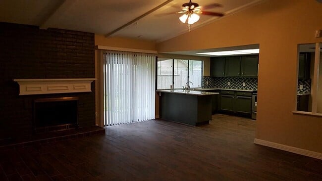 Building Photo - 15311 Camino Del Sol Dr