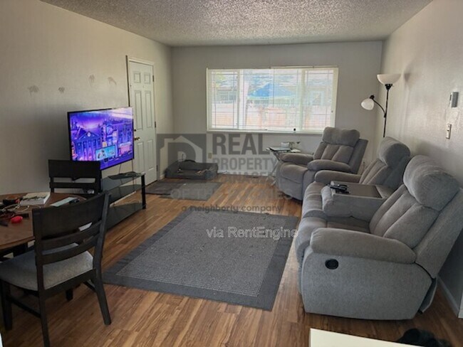 Building Photo - 2916 Rams Ln