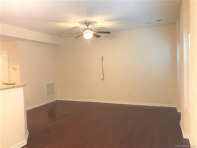 Building Photo - 2501 Silverthorn Dr