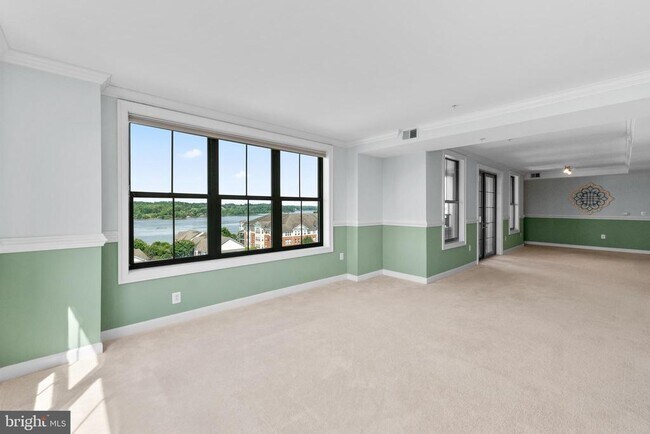 Building Photo - 485 Harbor Side St