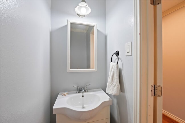 Building Photo - 3 Dorado Dr