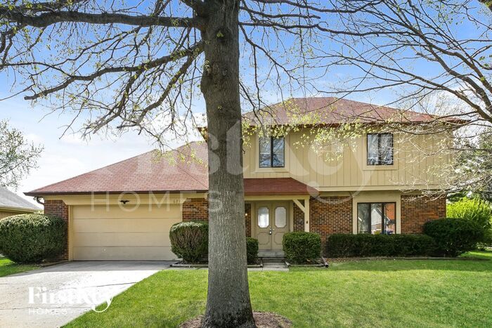 Primary Photo - 621 White Pine Dr