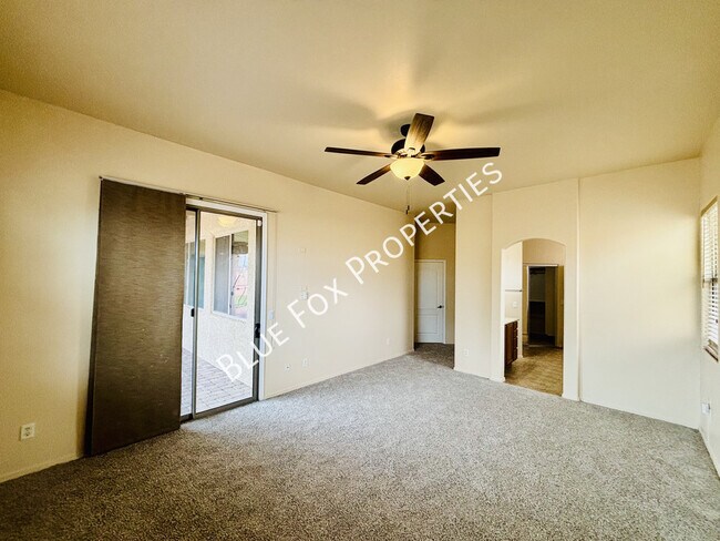 Building Photo - 7910 W Little Eagle Ct