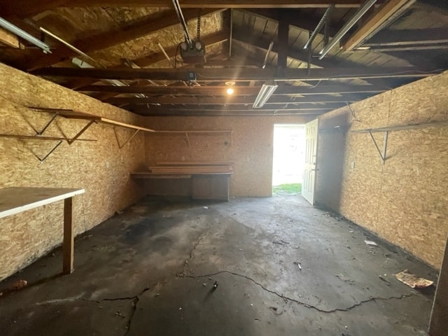 Building Photo - 1902 S Walnut St