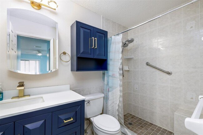 Building Photo - 1515 12th Ct SE