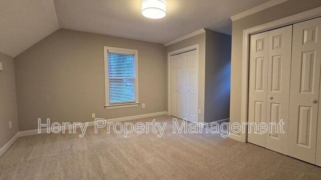 Building Photo - 131 Gold Meadow Dr
