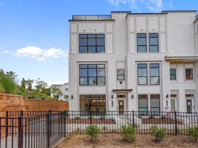 Primary Photo - Townhome in West End with Rooftop Terrace ...