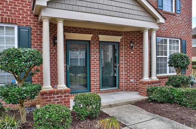 Building Photo - FOR RENT - VIRGINIA BEACH