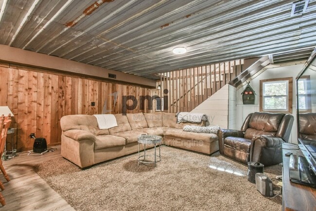 Building Photo - 43 Davis Gap Rd