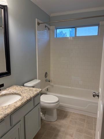 Building Photo - 4704 Bear Run Dr